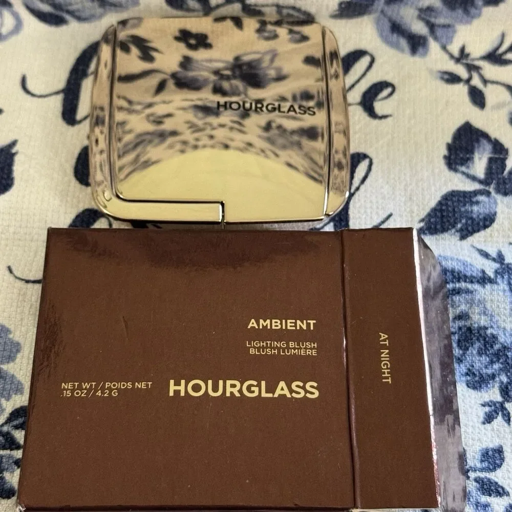 Hourglass Ambient Lighting Blush - At Night - .15 oz / 4.2g Full Size NIB